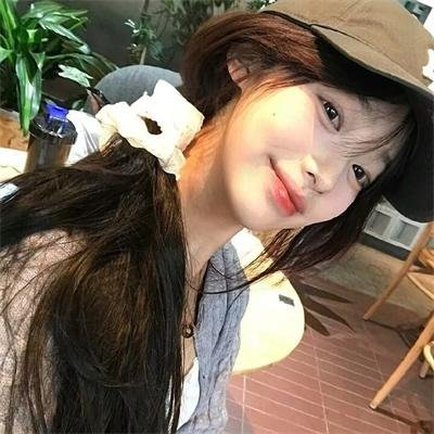 靓佬揾靴著